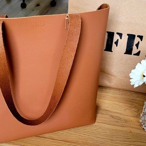 HARRIET Tote - FEED Project